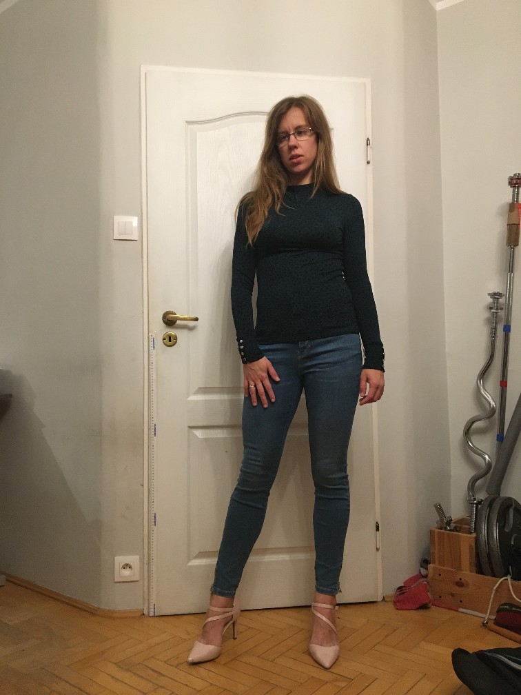 2019-09-25 21.37.45-756x1008.jpg